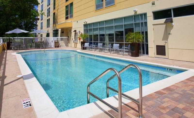 Springhill Suites Tampa North/Tampa Palms Exterior photo